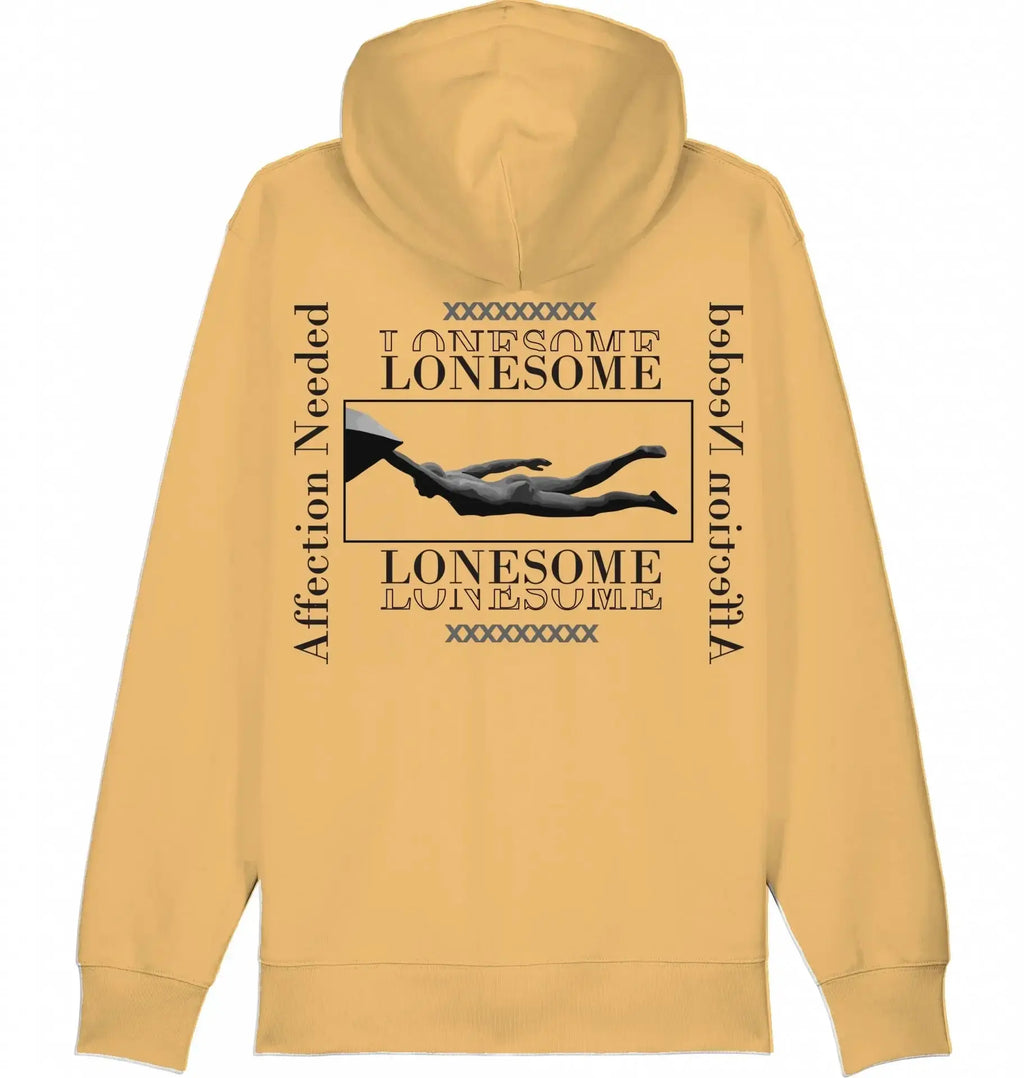 Beige streetwear hoodie met abstracte zwarte figuur, tekst 'LONESOME' en 'Affection Needed' op de rug.
